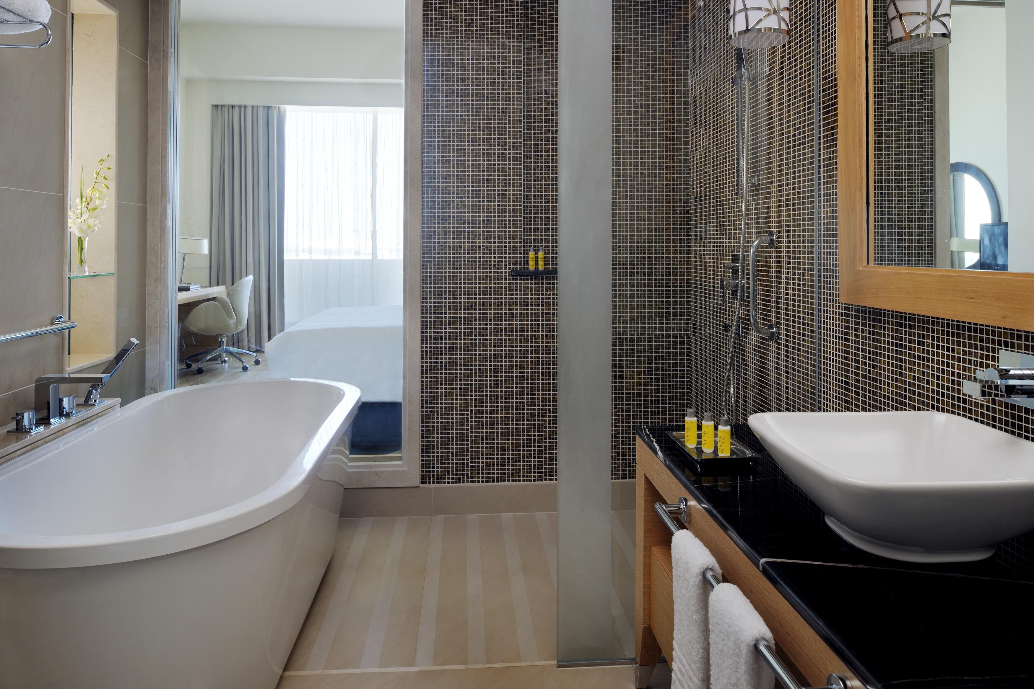 Marriott Executive Apartments Al Jaddaf, Dubai Dış mekan fotoğraf Bathroom