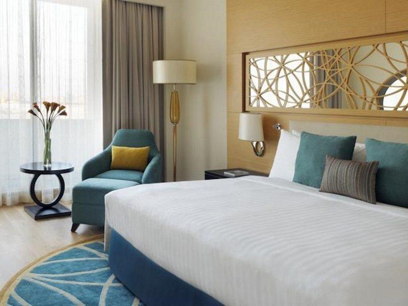 Marriott Executive Apartments Al Jaddaf, Dubai Dış mekan fotoğraf A bedroom at the hotel