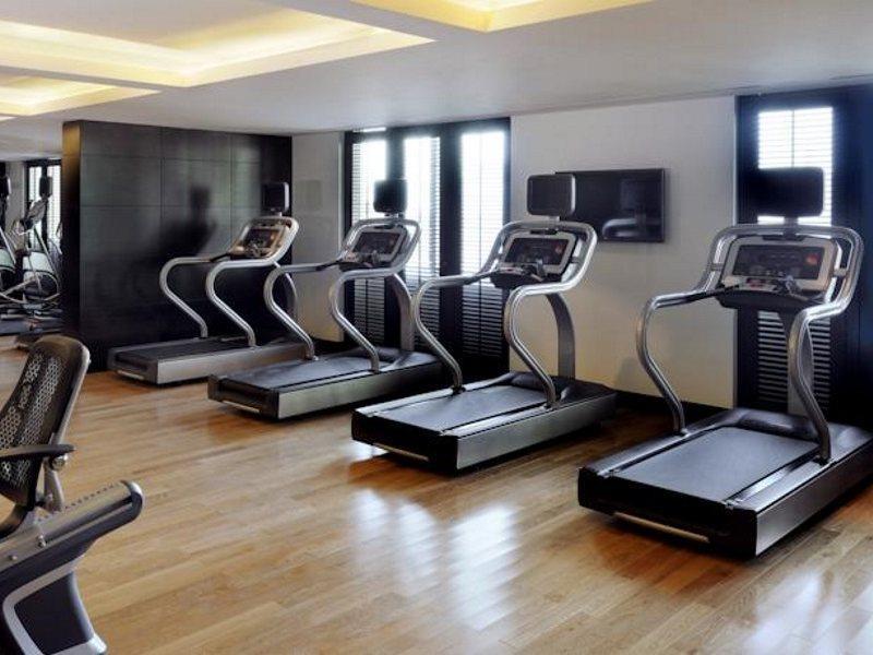 Marriott Executive Apartments Al Jaddaf, Dubai Dış mekan fotoğraf The gym at the hotel
